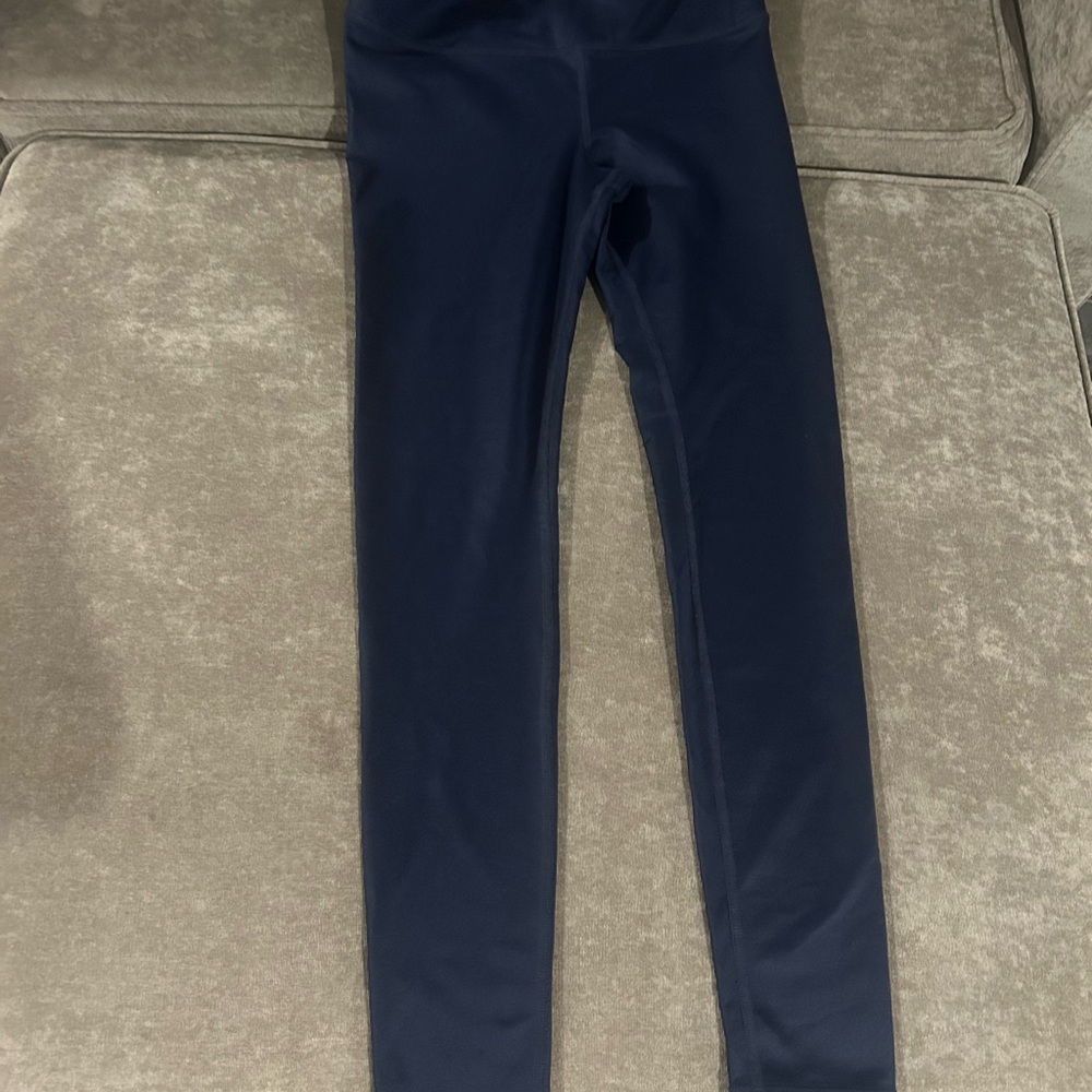 ALO Yoga Women’s Navy Leggings
